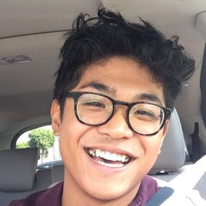 Meet your Posher, Ethan